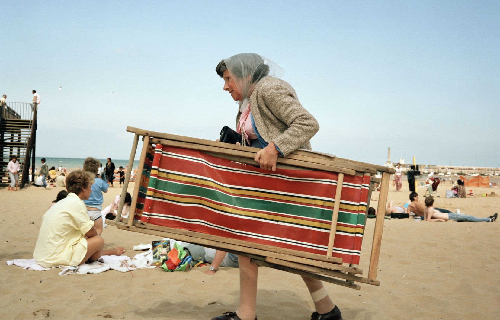 © Martin Parr / Magnum Photos«Life is a beach», GB, England, Kent, Broadstairs 1986. © Martin Parr / Magnum Photos«Life is a beach», GB, England, Kent, Broadstairs 1986.